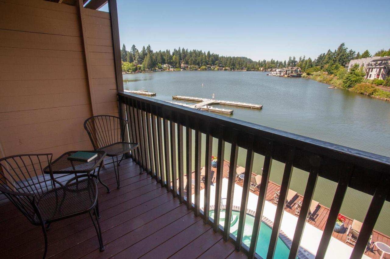 Lakeshore Inn Lake Oswego Exterior photo