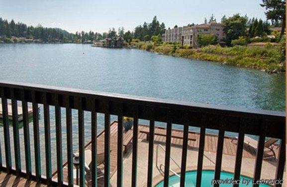 Lakeshore Inn Lake Oswego Exterior photo
